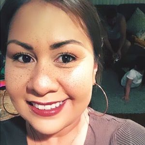 Meet your Posher, Ariana